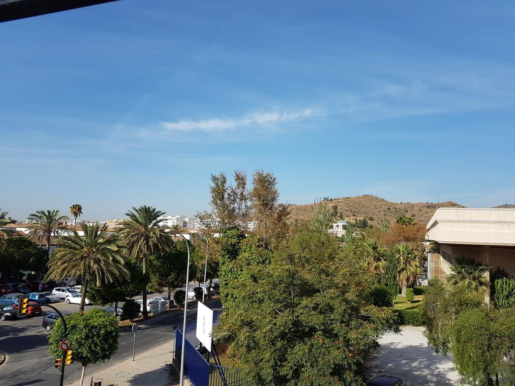 Hostal Ciudad Jardin Málaga Dış mekan fotoğraf