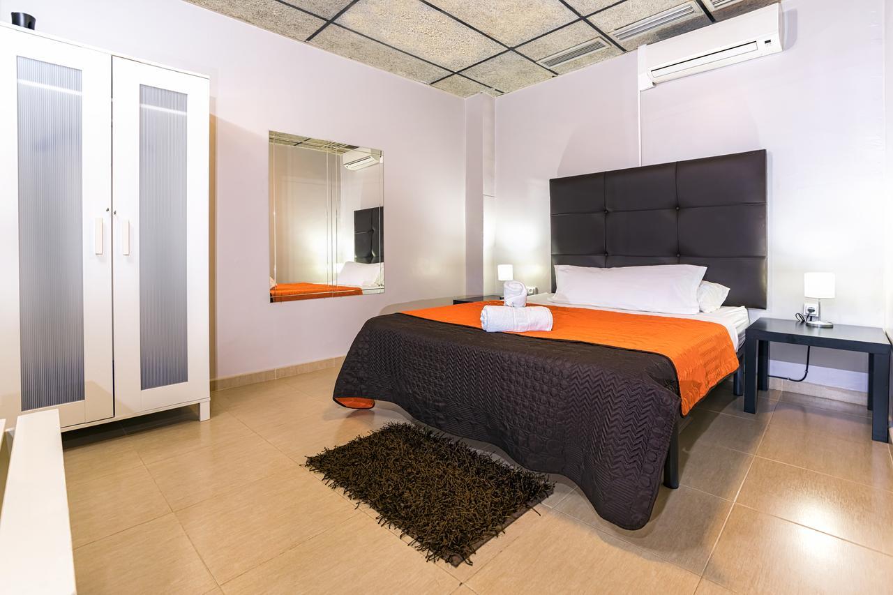 Hostal Ciudad Jardin Málaga Dış mekan fotoğraf