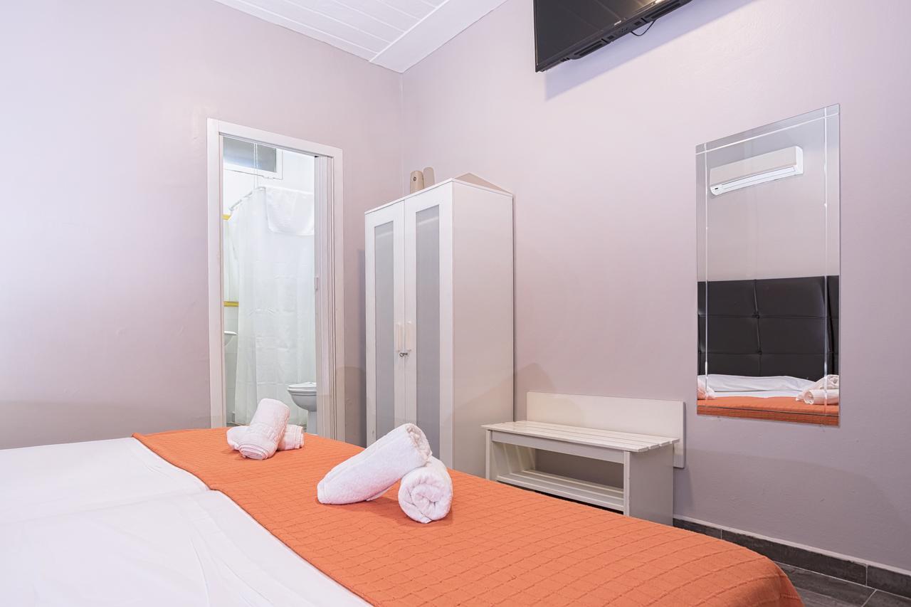 Hostal Ciudad Jardin Málaga Dış mekan fotoğraf