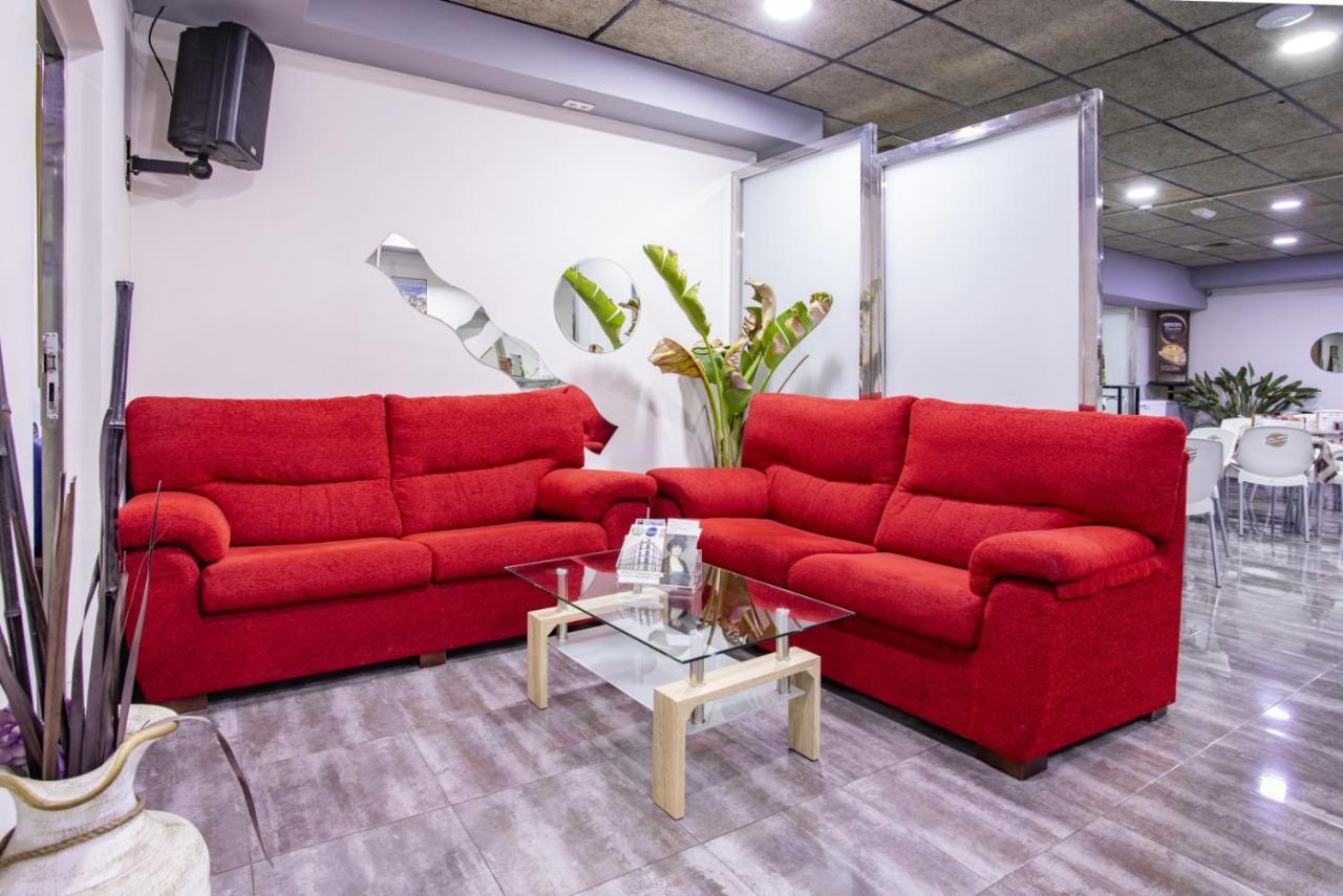 Hostal Ciudad Jardin Málaga Dış mekan fotoğraf