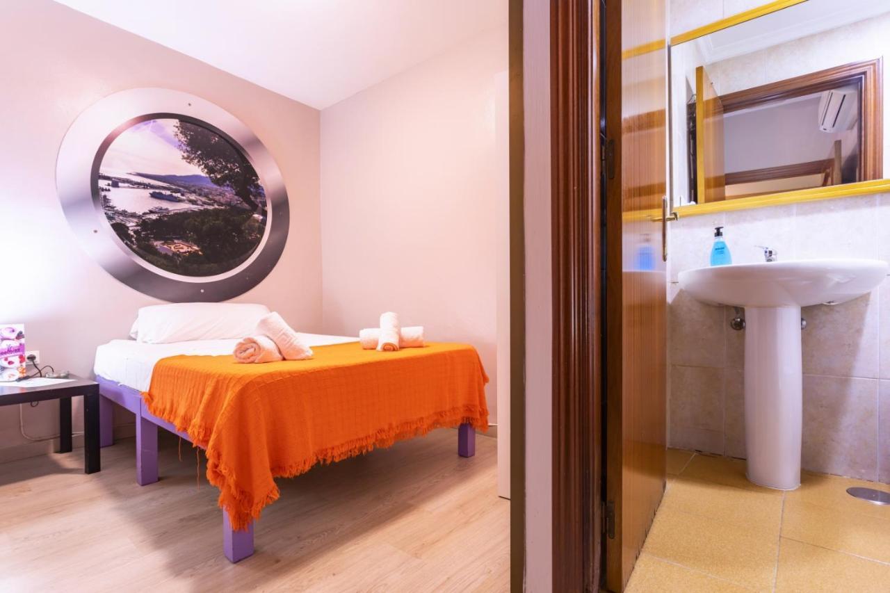 Hostal Ciudad Jardin Málaga Dış mekan fotoğraf