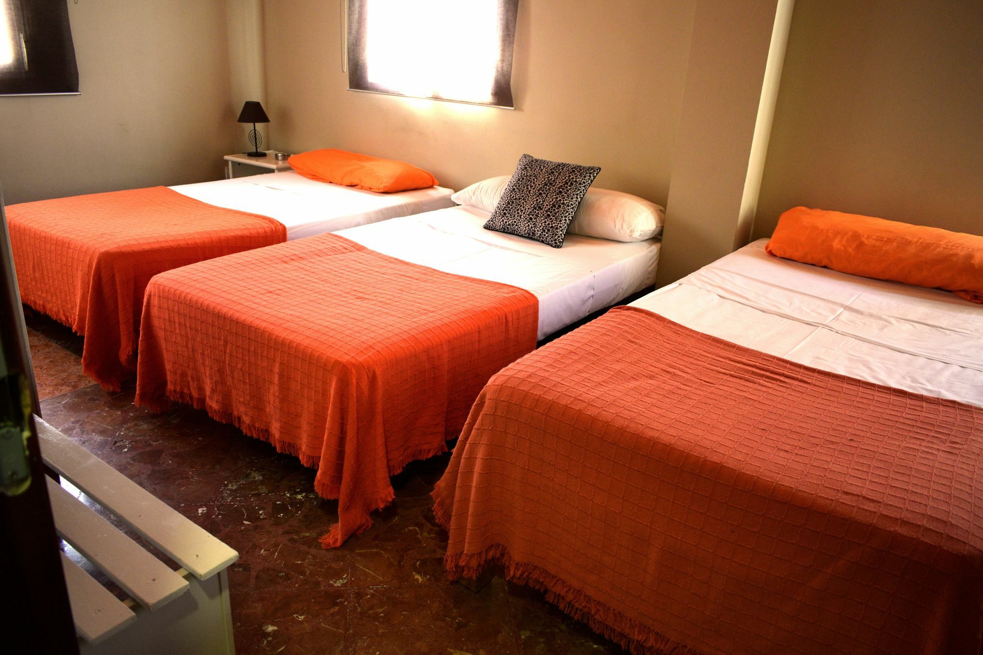 Hostal Ciudad Jardin Málaga Dış mekan fotoğraf