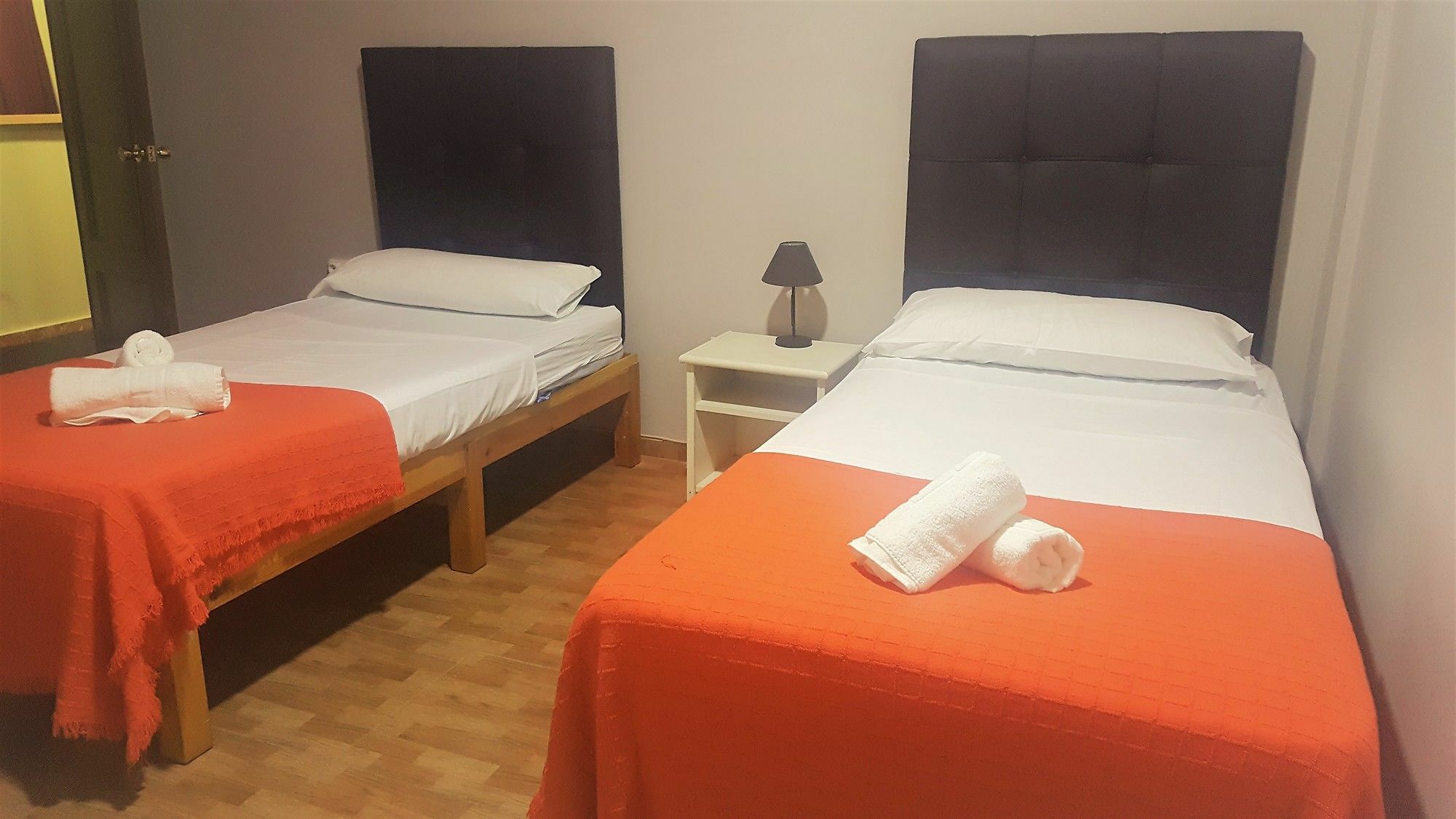 Hostal Ciudad Jardin Málaga Dış mekan fotoğraf